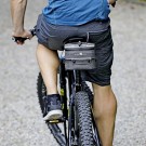 Sacoche CONTOUR Etanche Grise Fixation selle Sacoche CONTOUR Etanche Grise Fixation selle