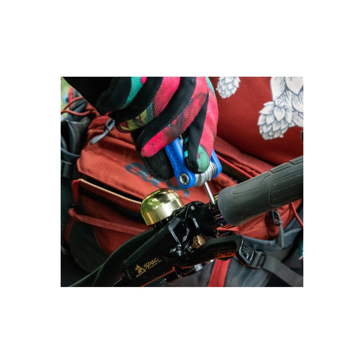 Outil de Secours Outil de Secours